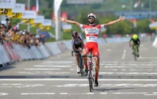 6岁女孩策马比赛狂奔10公里勇夺第一